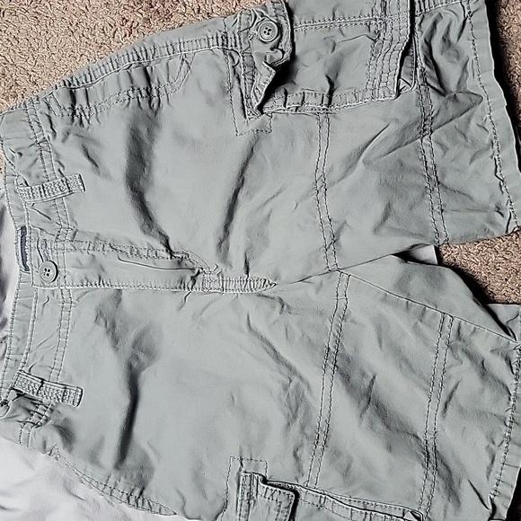 Oshkosh Bgosh Boys Cotton Gray Cargo Shorts Size 7 / 8 Bundle 2 Pair - Picture 2 of 11